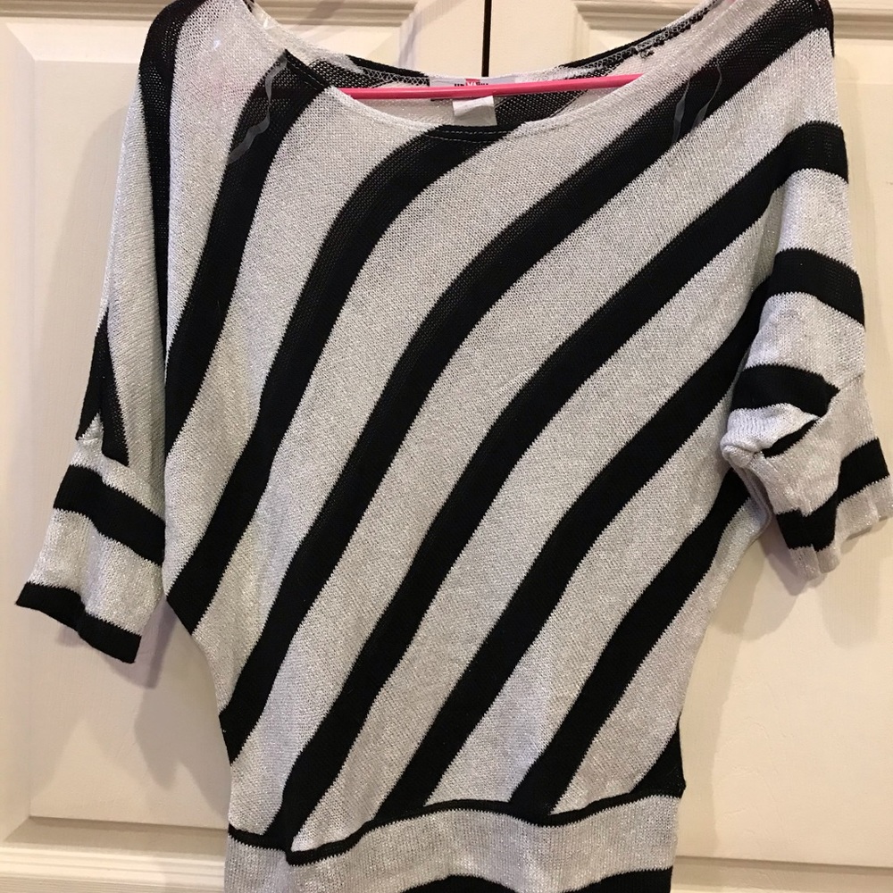 Striped Blouse; MEDIUM